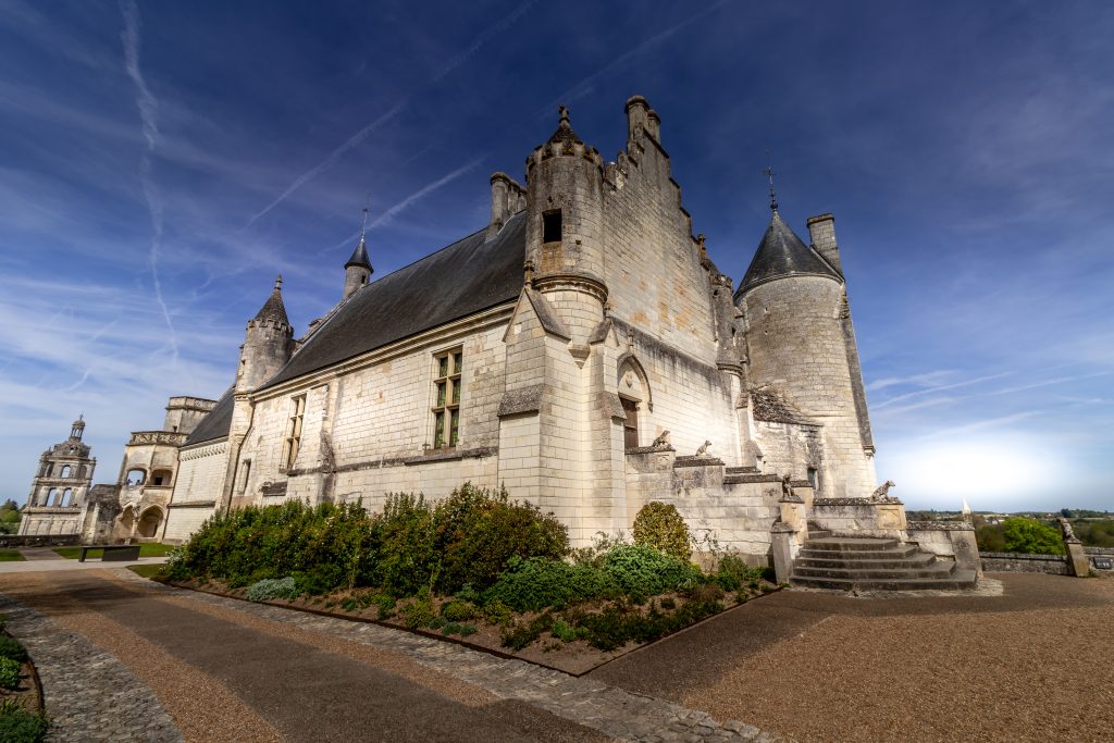 Loches